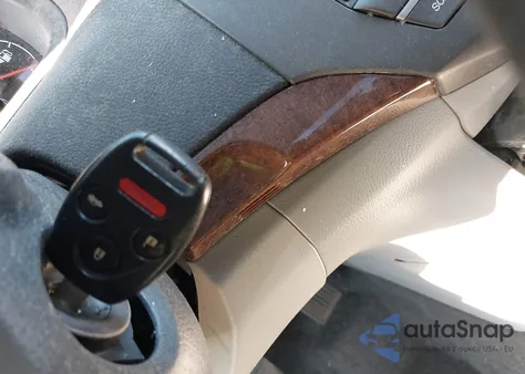 2012 Honda Accord 3.5 Ex-L z USA, uszkodzony, nr VIN 1HGCP3F88CA026949